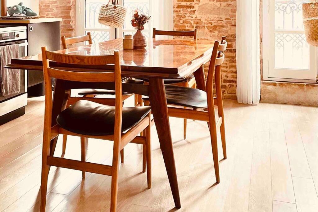 Tres Bel Appartement De 60M2 En Centre Ville Lavaur  Buitenkant foto