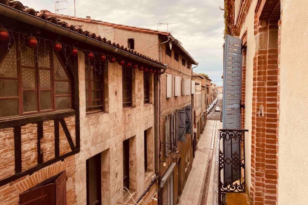 Tres Bel Appartement De 60M2 En Centre Ville Lavaur  Buitenkant foto
